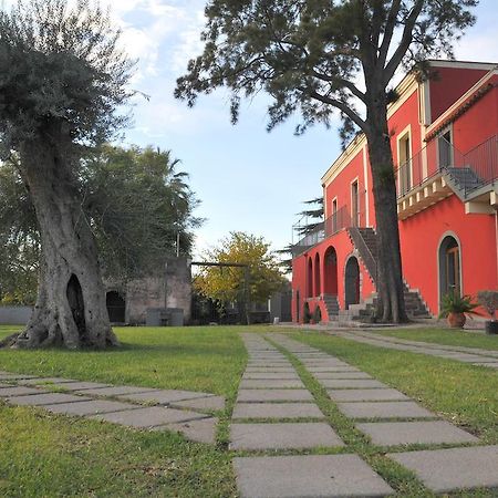 Palazzo Rosso Villa Рипосто Екстериор снимка
